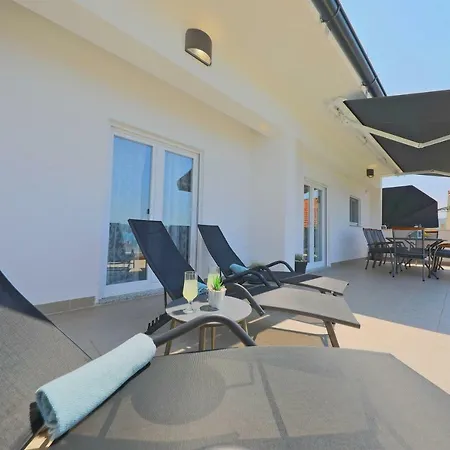 Perla בית נופש *